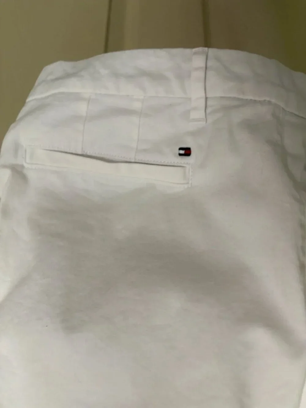 Tommy Hilfiger Women's Pants White Sz 12 Flat Front Chino Cotton 28" Inseam - Picture 4 of 11